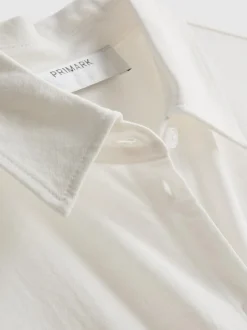 Kurzärmeliges, gestuftes Minikleid