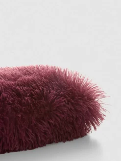 Längliches Kissen im Pompon-Stil