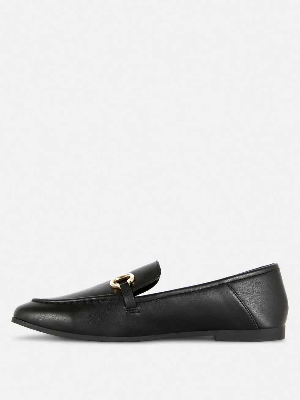 Loafer aus Kunstleder mit Schnalle