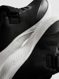 Low-Top-Sneaker