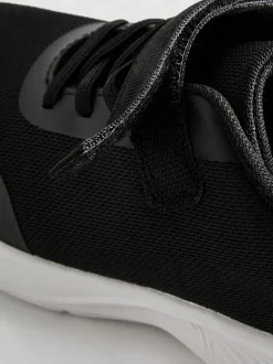 Low-Top-Sneaker