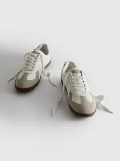 Low-Top-Sneaker