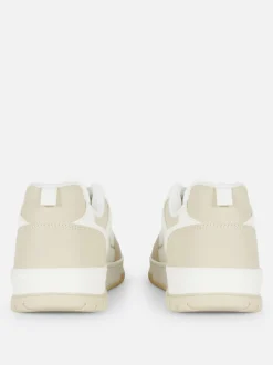 Low-Top-Sneaker
