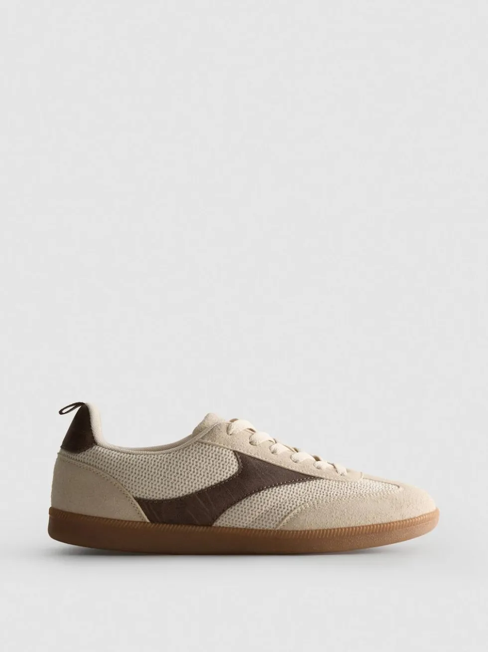 Low-Top-Sneaker mit Gummisohle