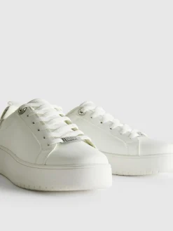 Low-Top-Sneaker mit Strasssteinen