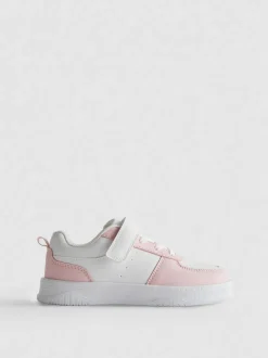 Low-Top-Sneakers aus Kunstleder