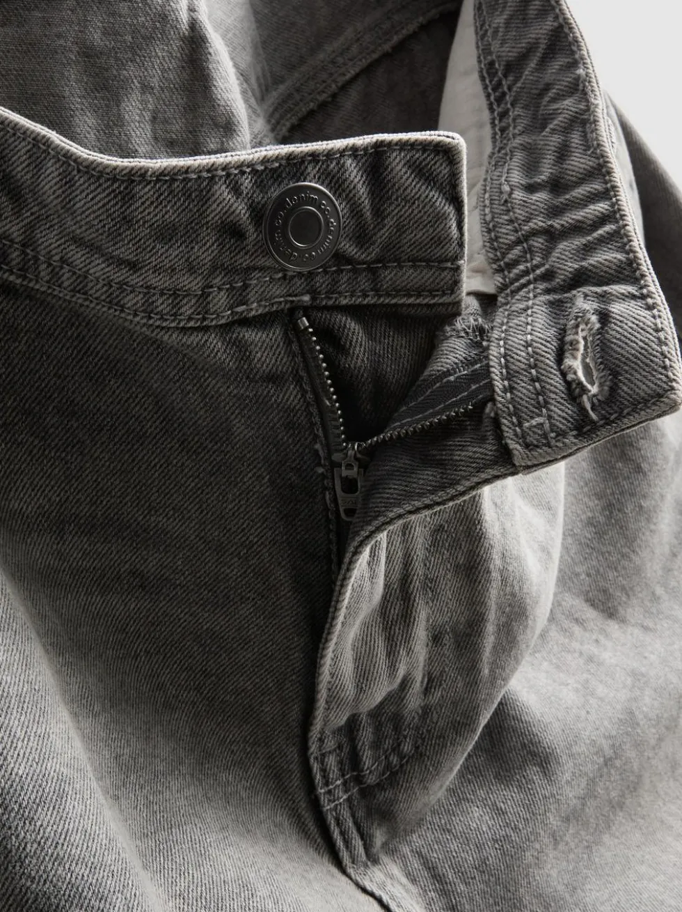 Lässige Jeans mit geradem Bein und mittlerer Leibhöhe