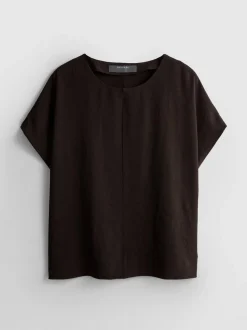 Lässiges Rundhalsshirt aus atmungsaktivem Stoff