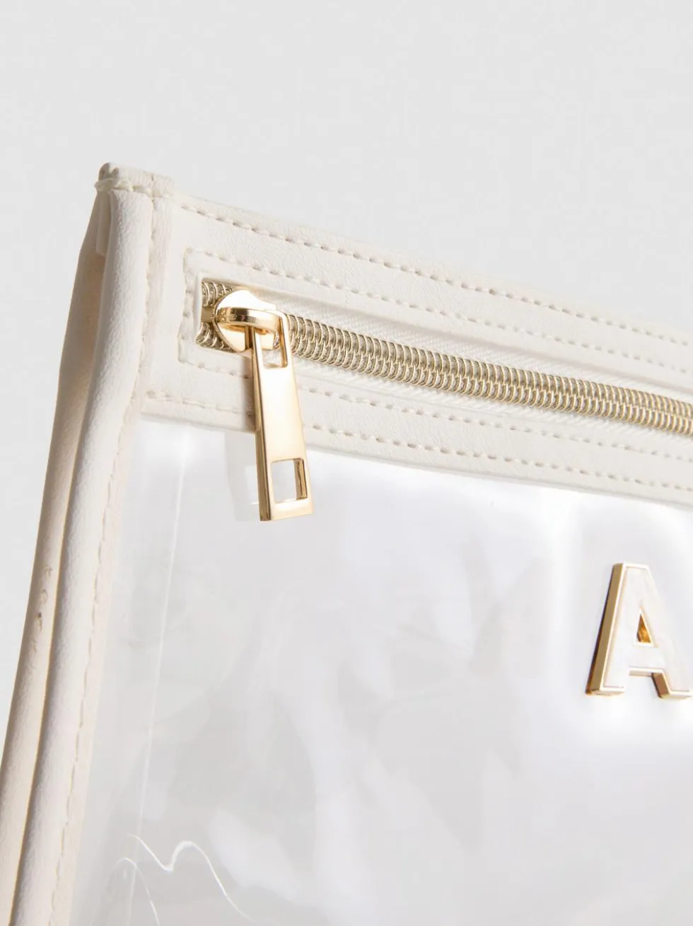 Make-up-Tasche mit Initiale