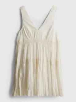 Minikleid mit V-Ausschnitt in Knitteroptik