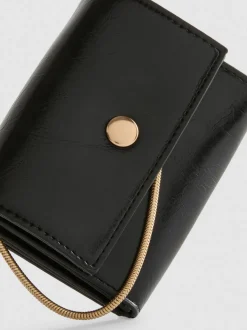 Mittelgroße Brieftasche mit Überschlag
