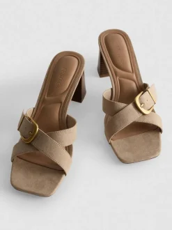 Mules mit Blockabsatz und Schnalle