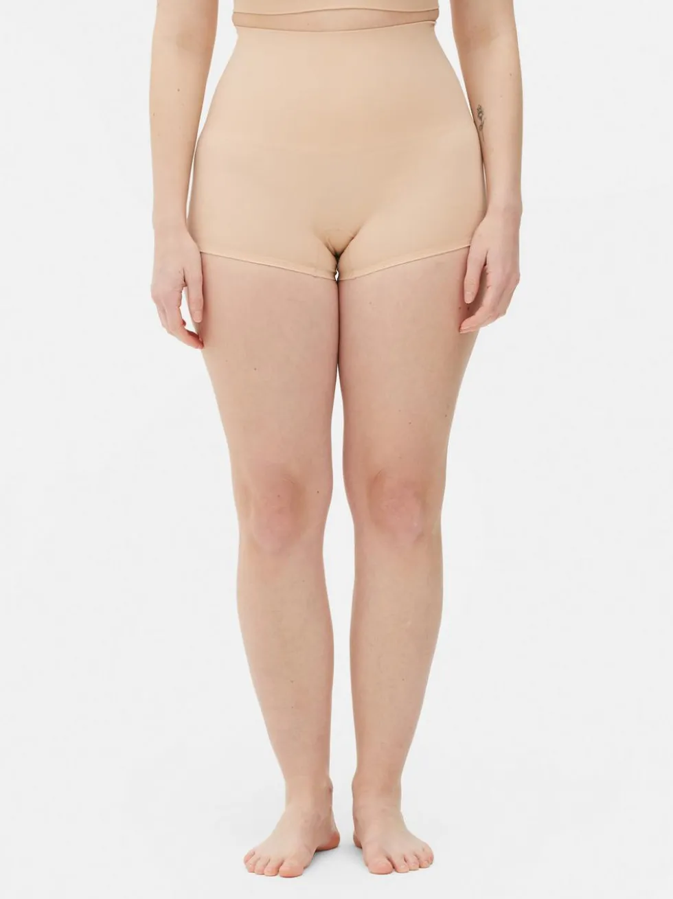 Nahtlose, figurformende Shorts
