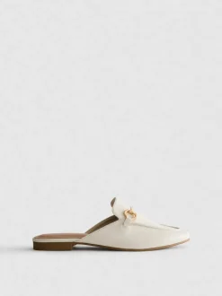 Offene Kunstleder-Loafer mit Trensen-Detail