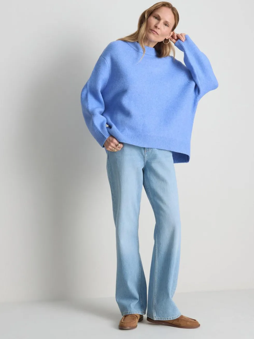 Pullover aus Wollgemisch mit Rundhalsausschnitt im Oversized-Look