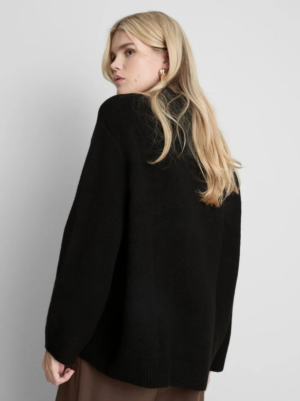 Pullover aus Wollgemisch mit Rundhalsausschnitt im Oversized-Look