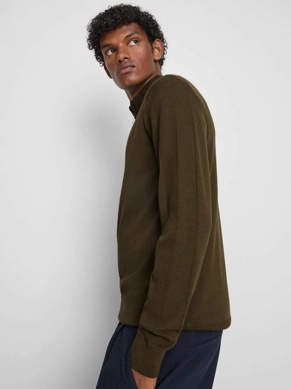 Pullover mit Viertelreißverschluss