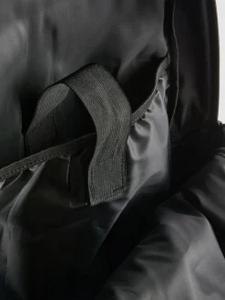 Rucksack mit Reißverschlussfach