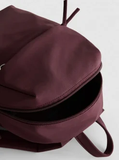 Rucksack mit Reißverschlussfach