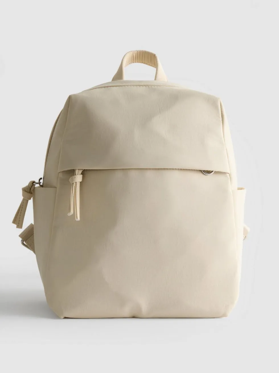 Rucksack mit Reißverschlussfach