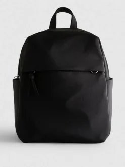 Rucksack mit Reißverschlussfach