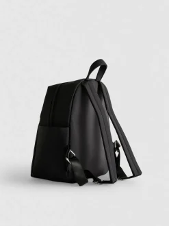 Rucksack mit Reißverschlussfach
