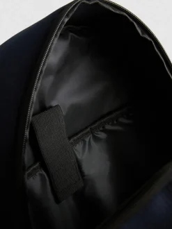 Rucksack mit Reißverschlussfach