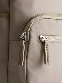 Rucksack mit Reißverschlussfach