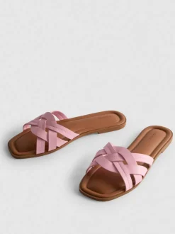 Sandalen aus Kunstleder mit überkreuzten Riemen