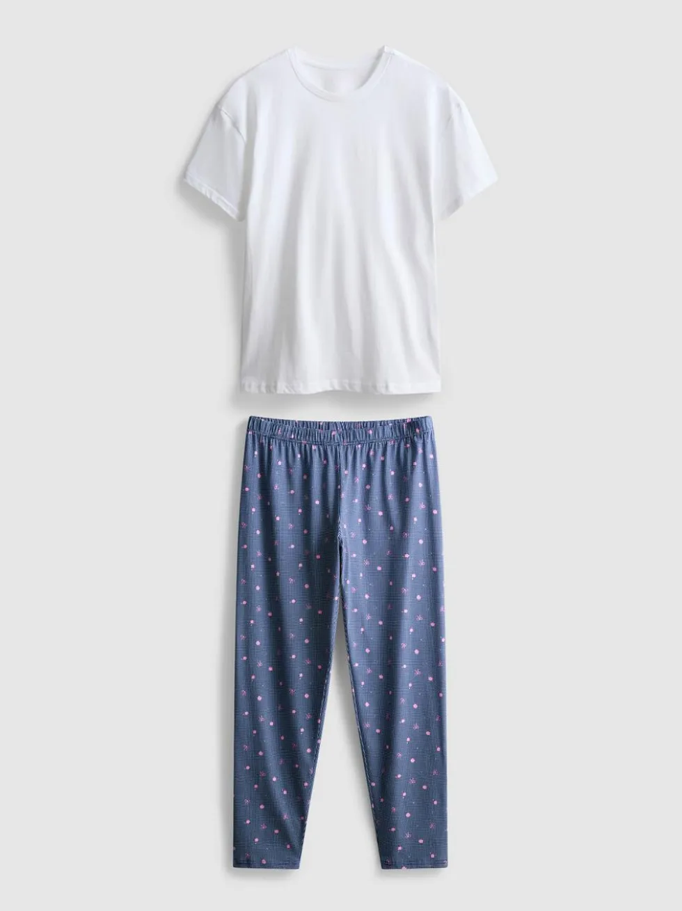 Schlafanzug mit T-Shirt und Hose mit Vichykaros