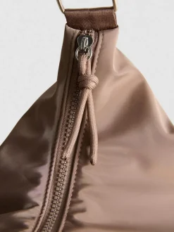 Schultertasche mit Raffung