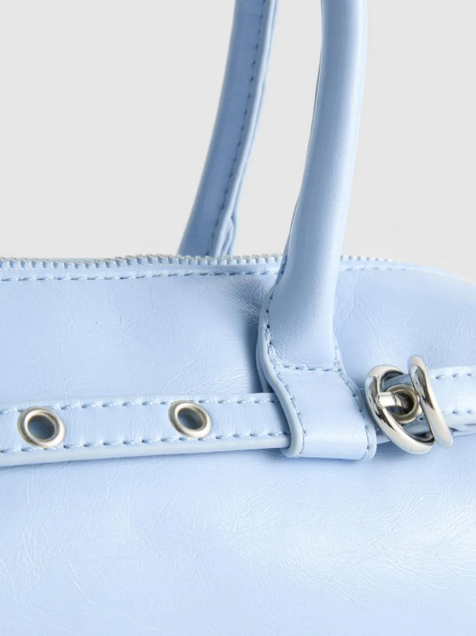 Schultertasche mit Ösen
