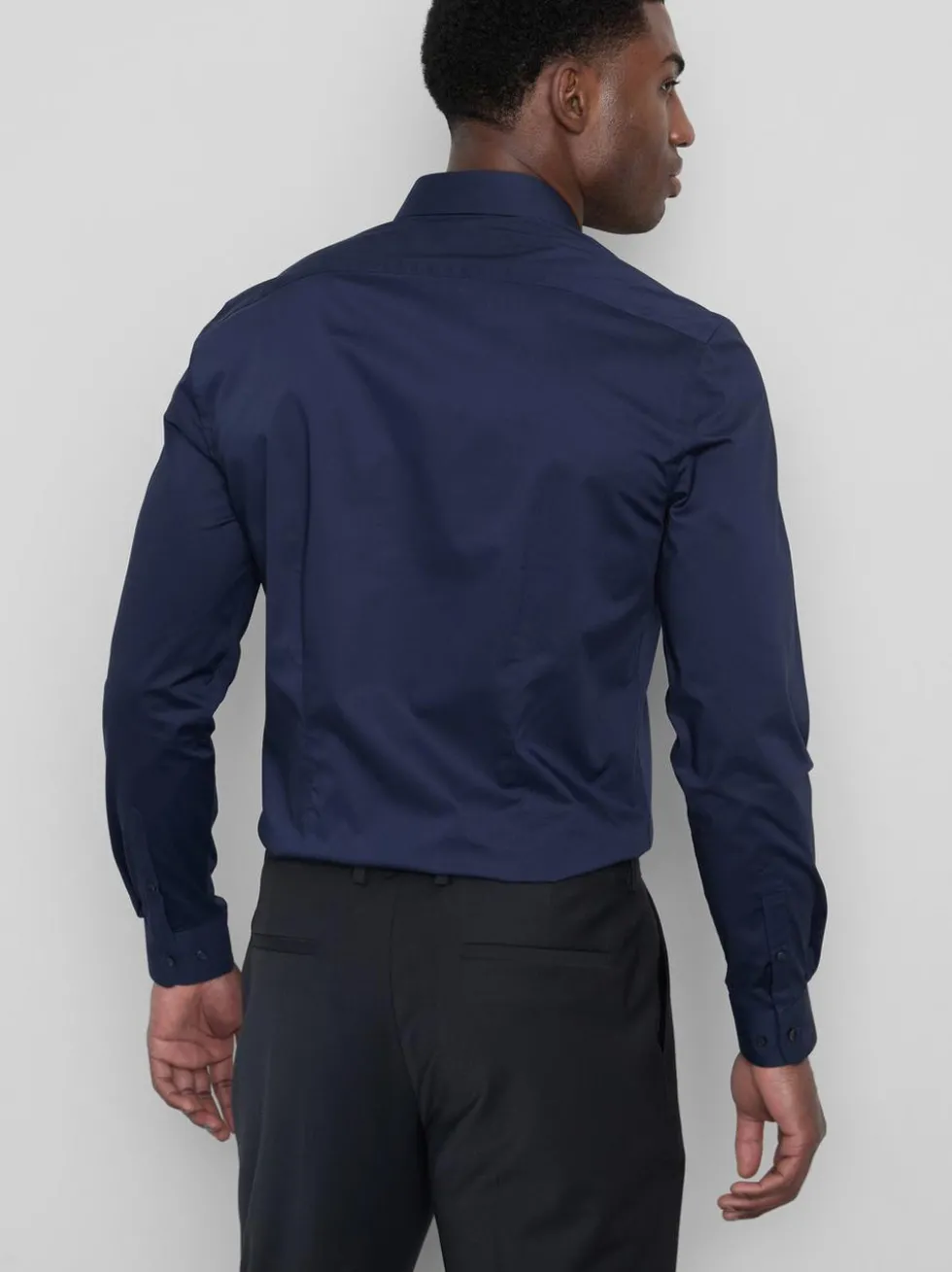 Slim-Fit-Hemd mit Knopfleiste und Stretchanteil