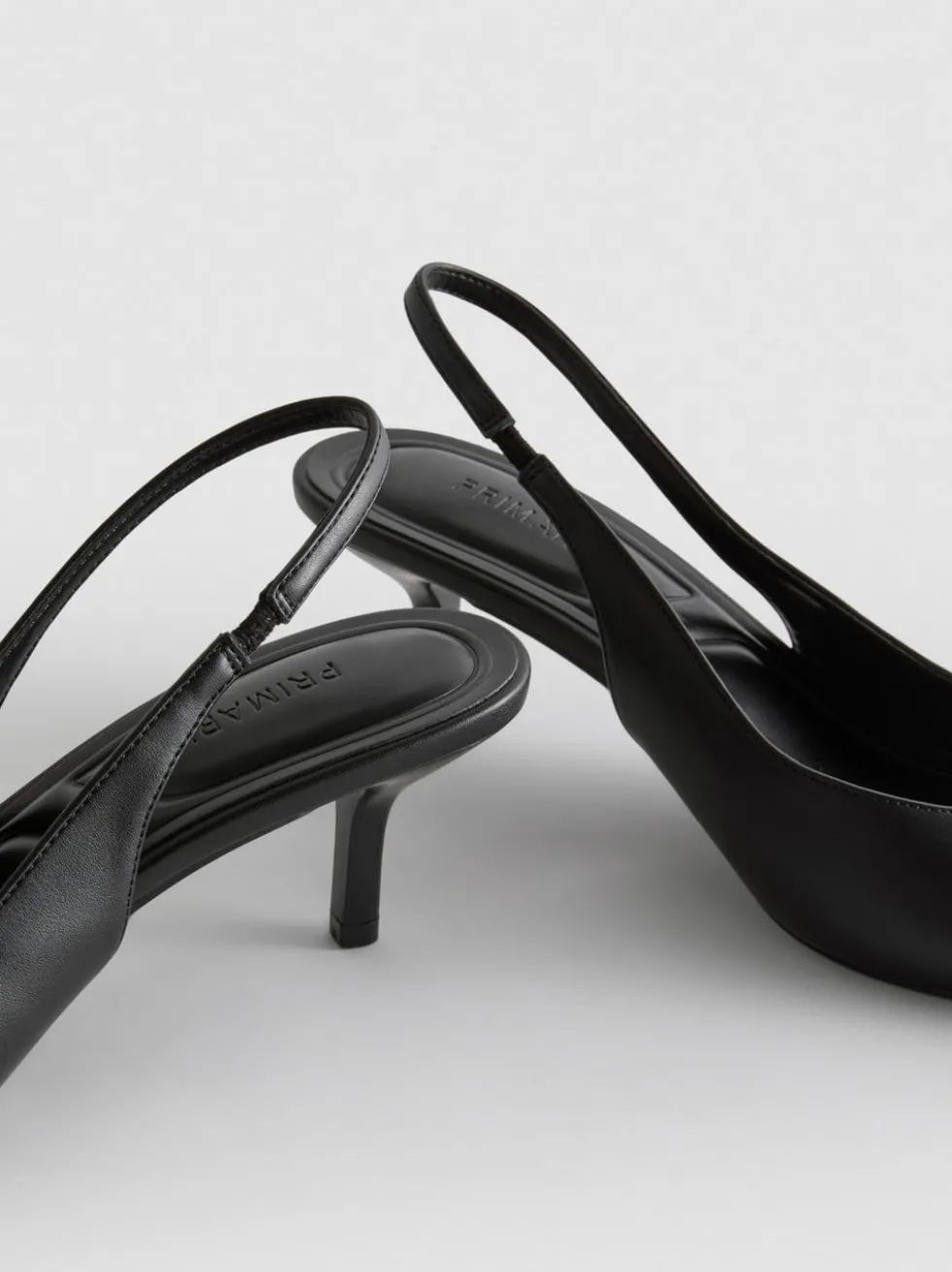 Slingback-Pumps aus Kunstleder