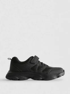 Sneaker mit dicker Sohle