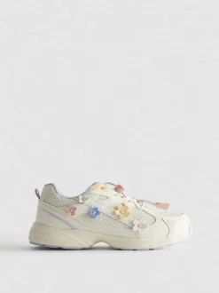 Sneaker mit dicker Sohle und Blumenmuster