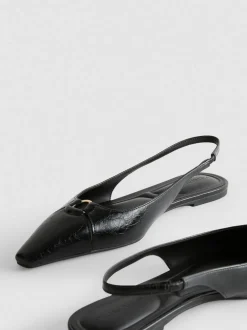 Spitze, flache Slingbacks