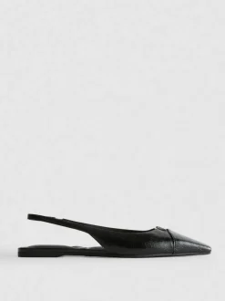 Spitze, flache Slingbacks