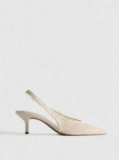 Spitze Pumps aus gewebtem Netzstoff