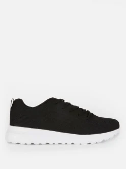 Sportliche Sneaker mit Schnürsenkeln