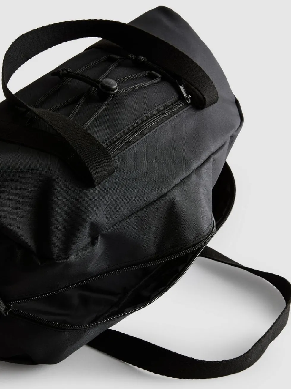 Sporttasche mit Taschendetail