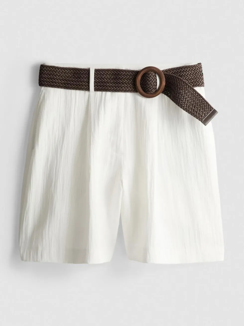 Strukturierte Bermudashorts mit Gürtel