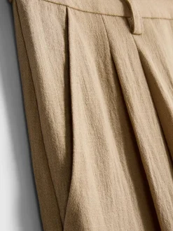 Strukturierte, lässige Hose mit mittlerer Leibhöhe