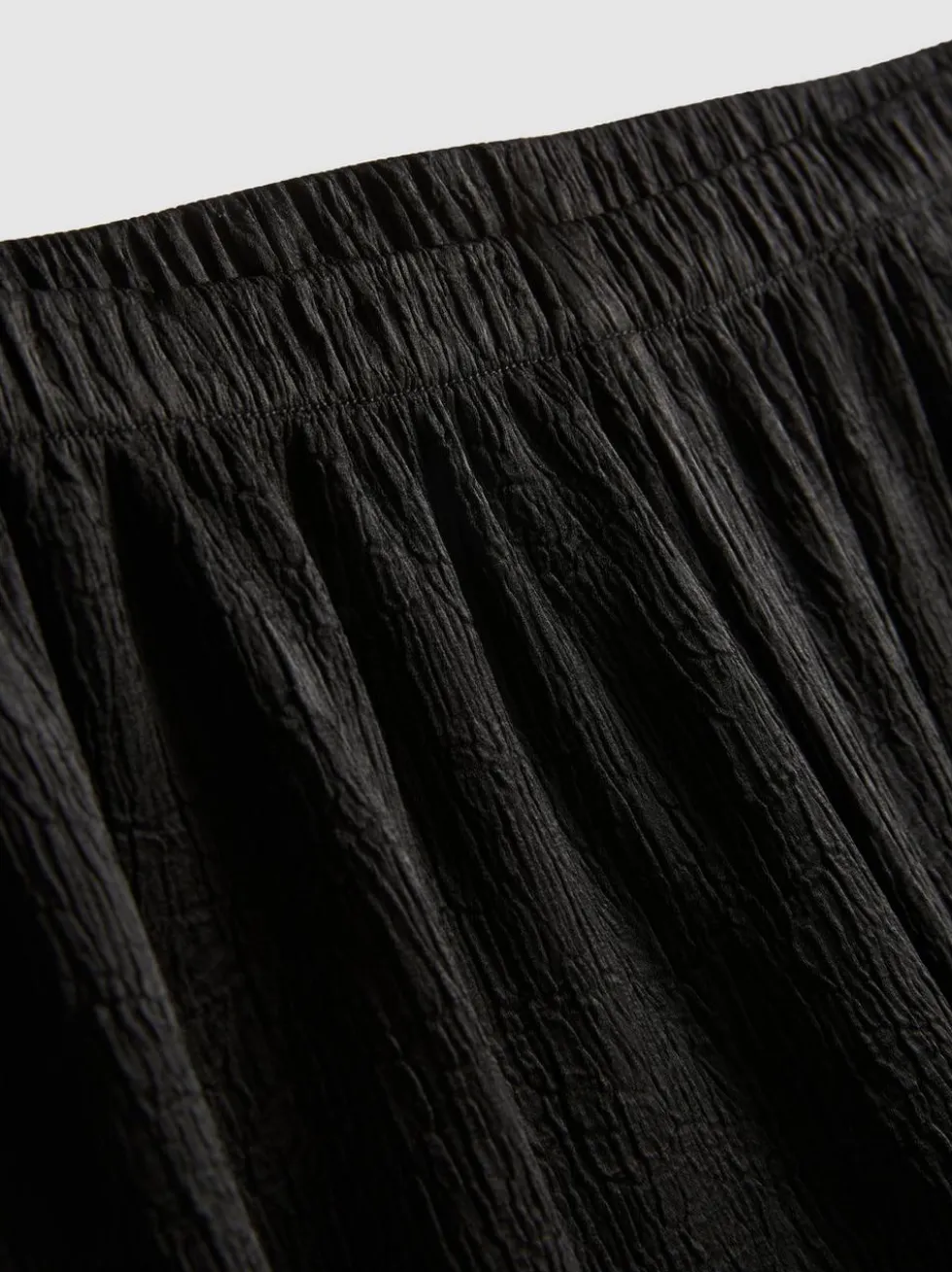 Strukturierte Satinhose mit geradem Bein