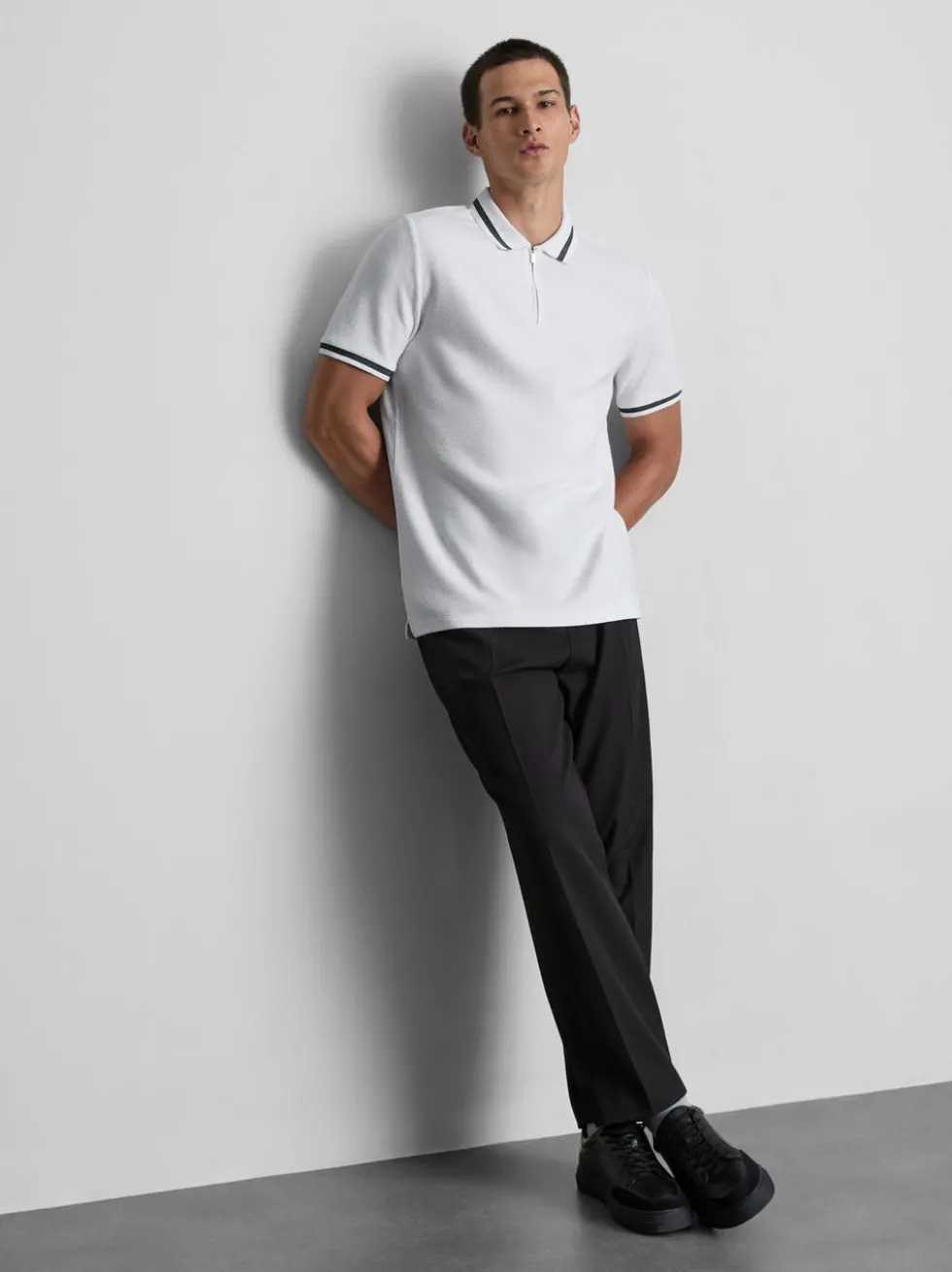 Strukturiertes Poloshirt mit Reißverschluss