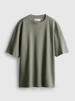 Strukturiertes T-Shirt mit geradem Schnitt