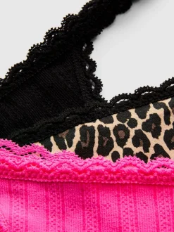 Tangas mit Spitzenbesatz, 3er-Pack