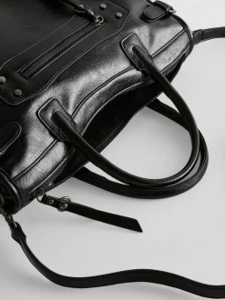 Tasche mit Tragegriff und Schnalle