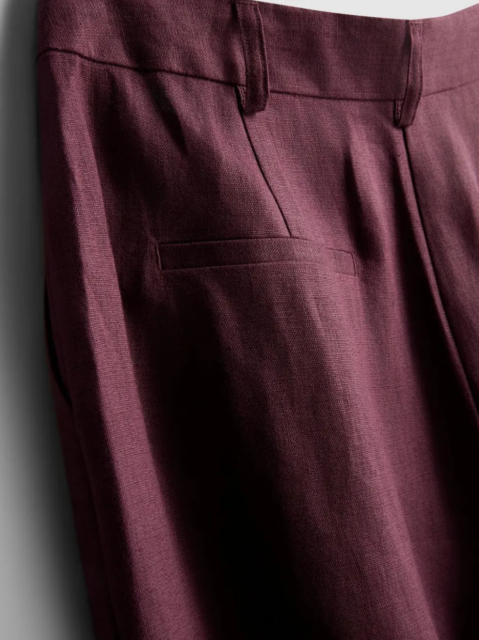 „The Edit“ Leinenhose mit weitem Bein und Bundfalten