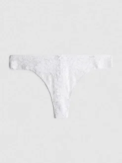 „The Edit“ Tanga aus floraler Spitze